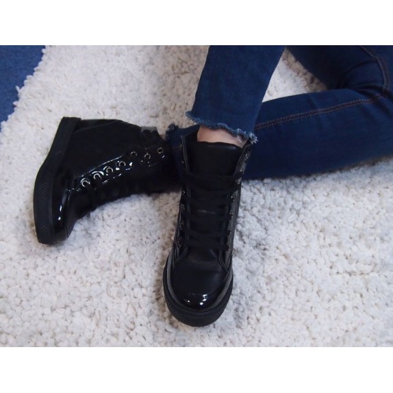 Sneakersy botki koturn pikowane Carol czarne