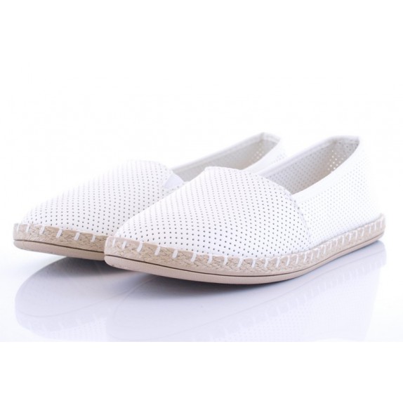 Espadryle dziurki Dorothea białe slip on