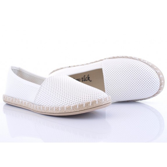 Espadryle dziurki Dorothea białe slip on